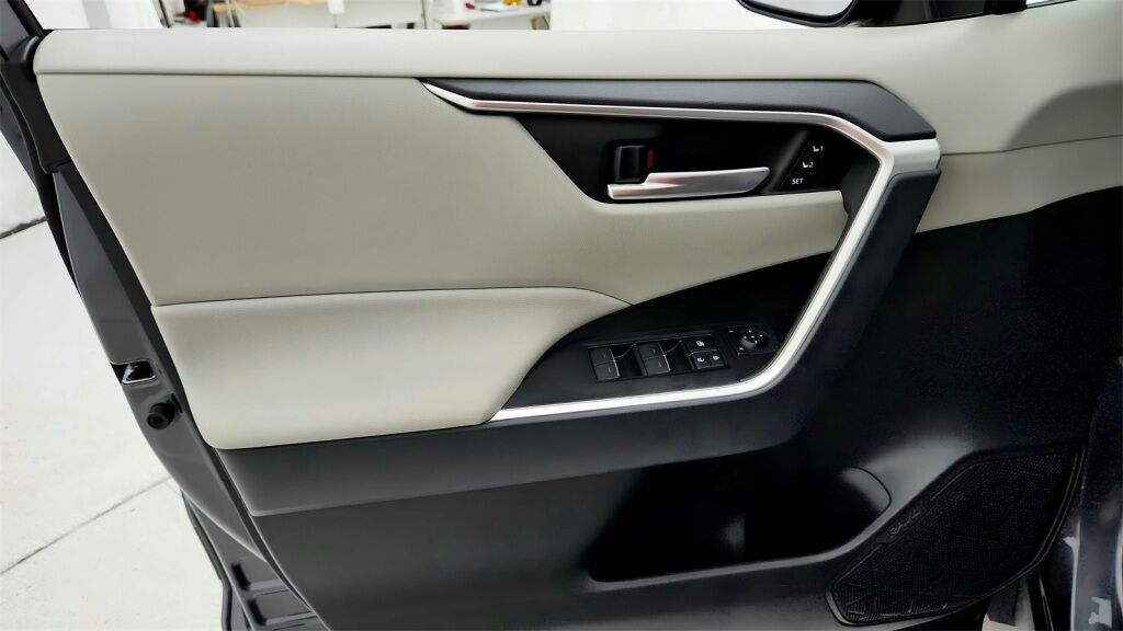 2025 Toyota RAV4 XLE Premium Laurel MD