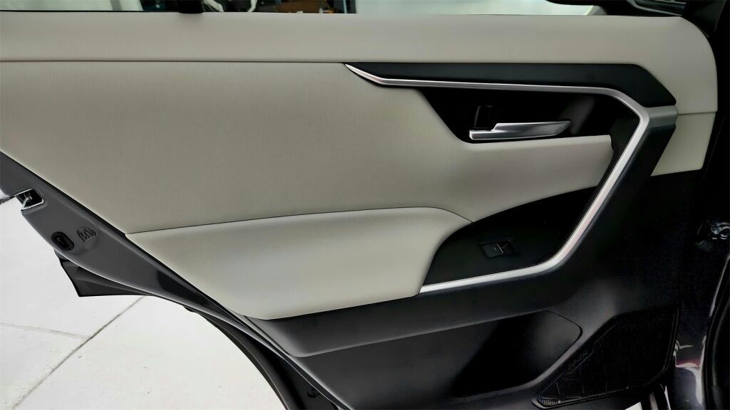 2025 Toyota RAV4 XLE Premium Laurel MD