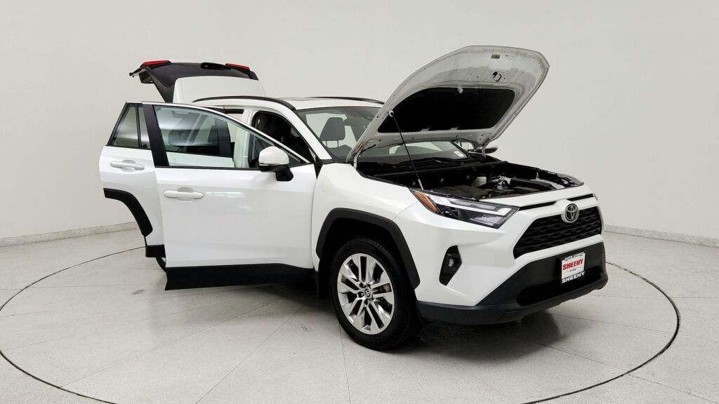 2025 Toyota RAV4 XLE Premium Laurel MD