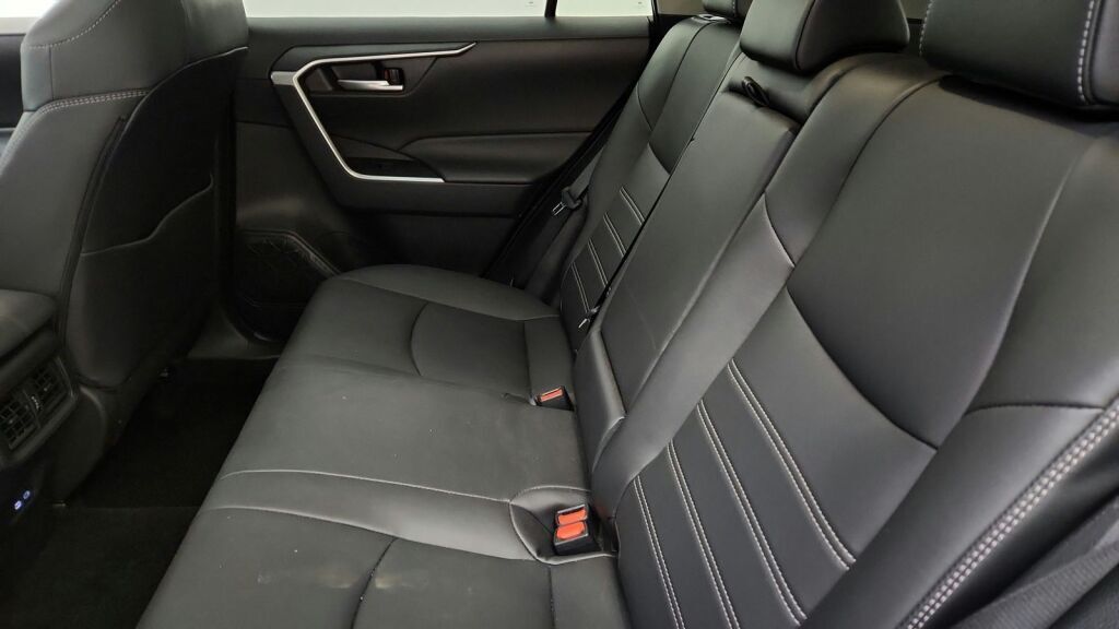 2025 Toyota RAV4 XLE Premium Laurel MD