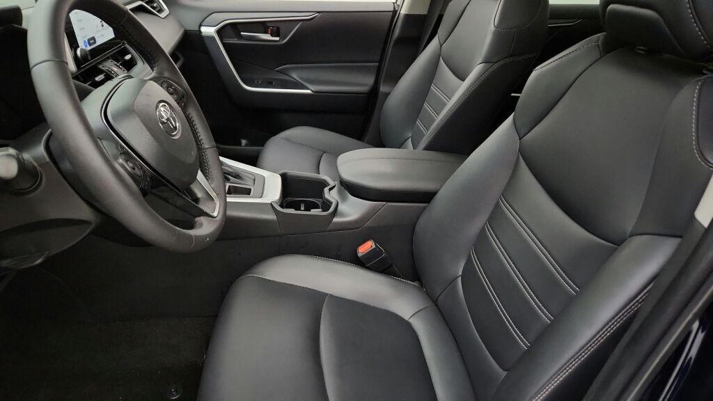 2025 Toyota RAV4 XLE Premium Laurel MD