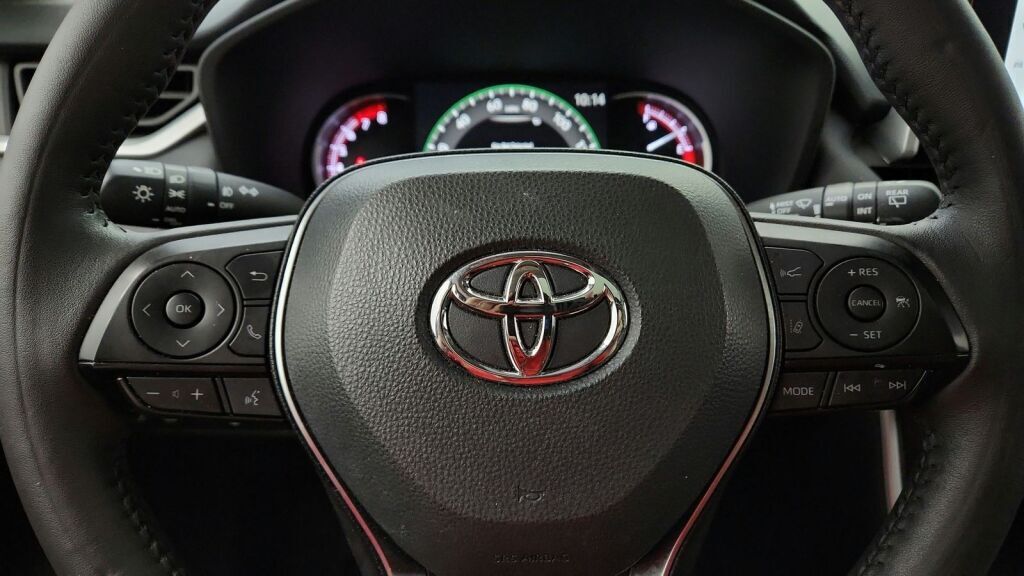 2025 Toyota RAV4 XLE Premium Laurel MD