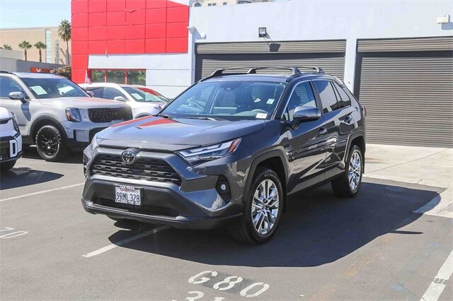 2025 Toyota RAV4 XLE Premium Glendale CA