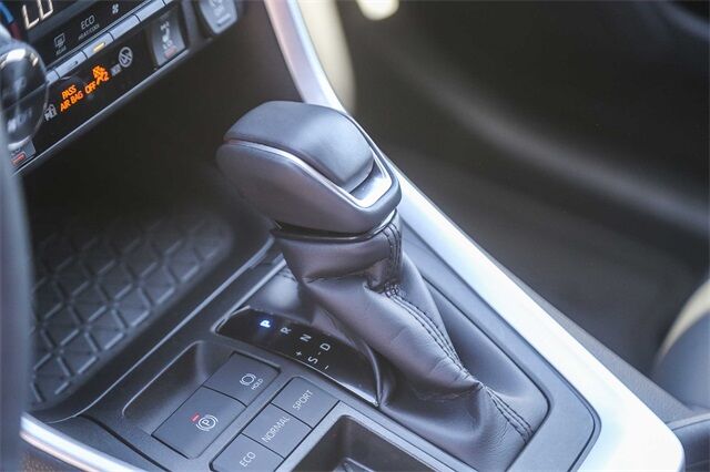 2025 Toyota RAV4 XLE Premium Glendale CA