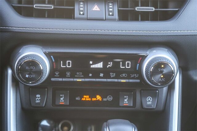 2025 Toyota RAV4 XLE Premium Glendale CA