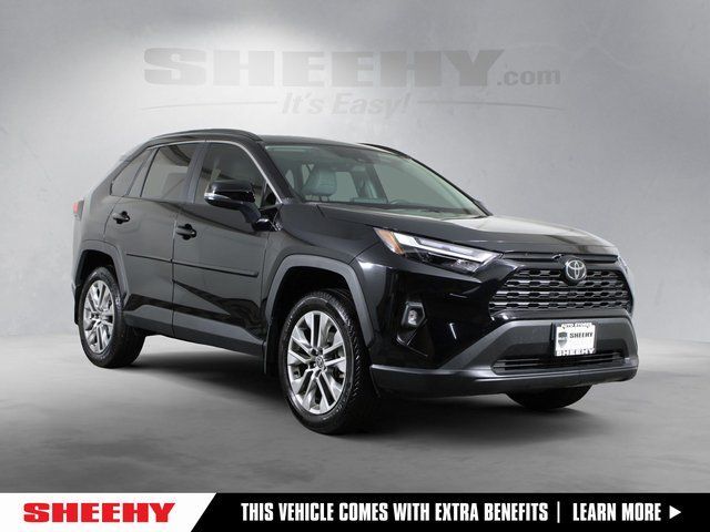 2025 Toyota RAV4 XLE Premium