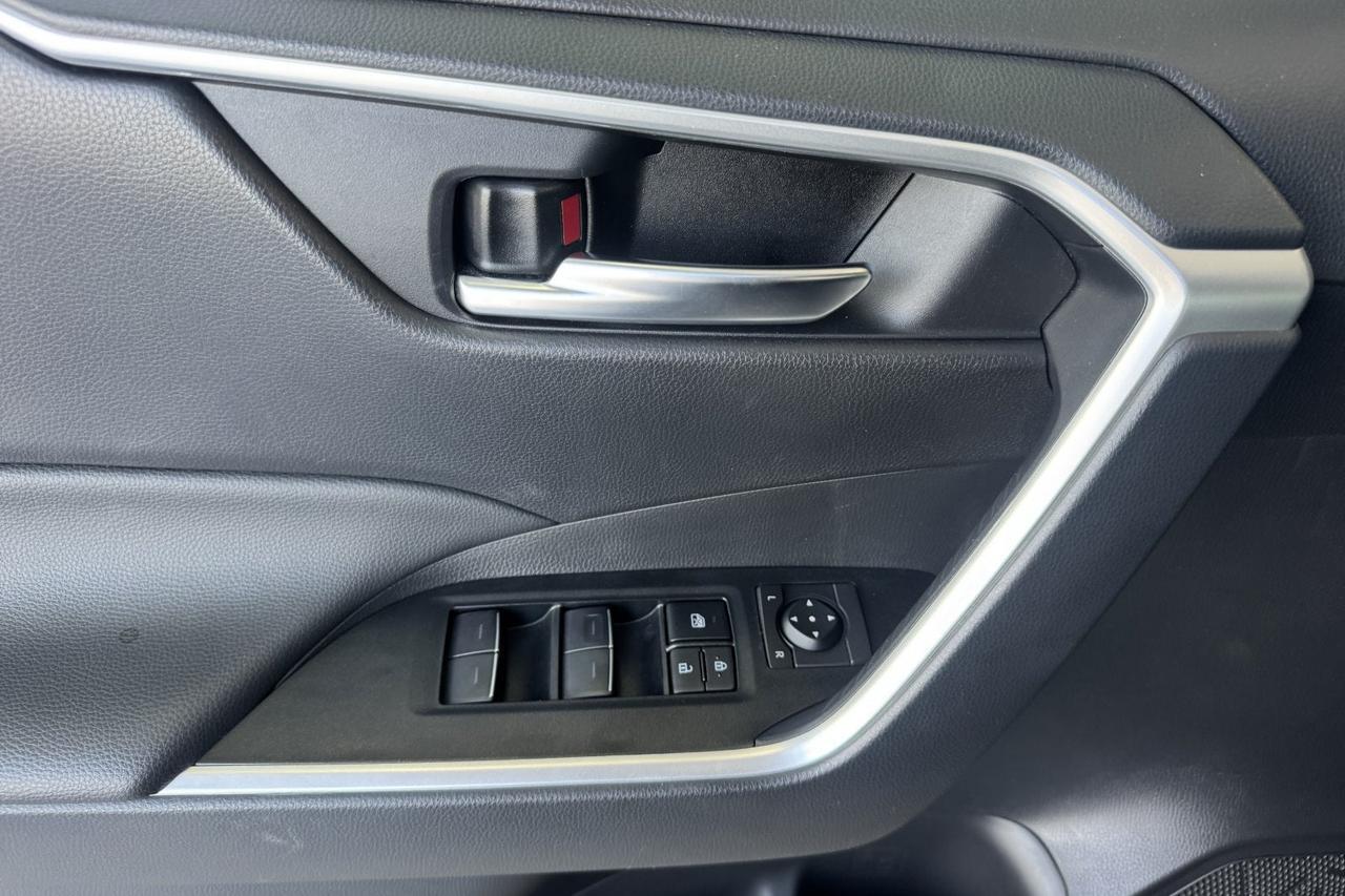 2025 Toyota RAV4 XLE Roseville CA