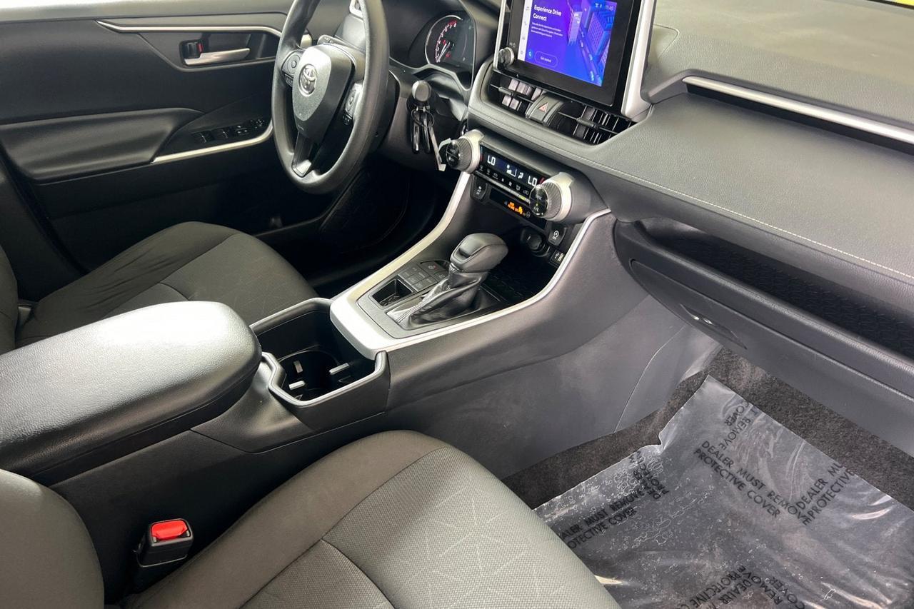 2025 Toyota RAV4 XLE Roseville CA