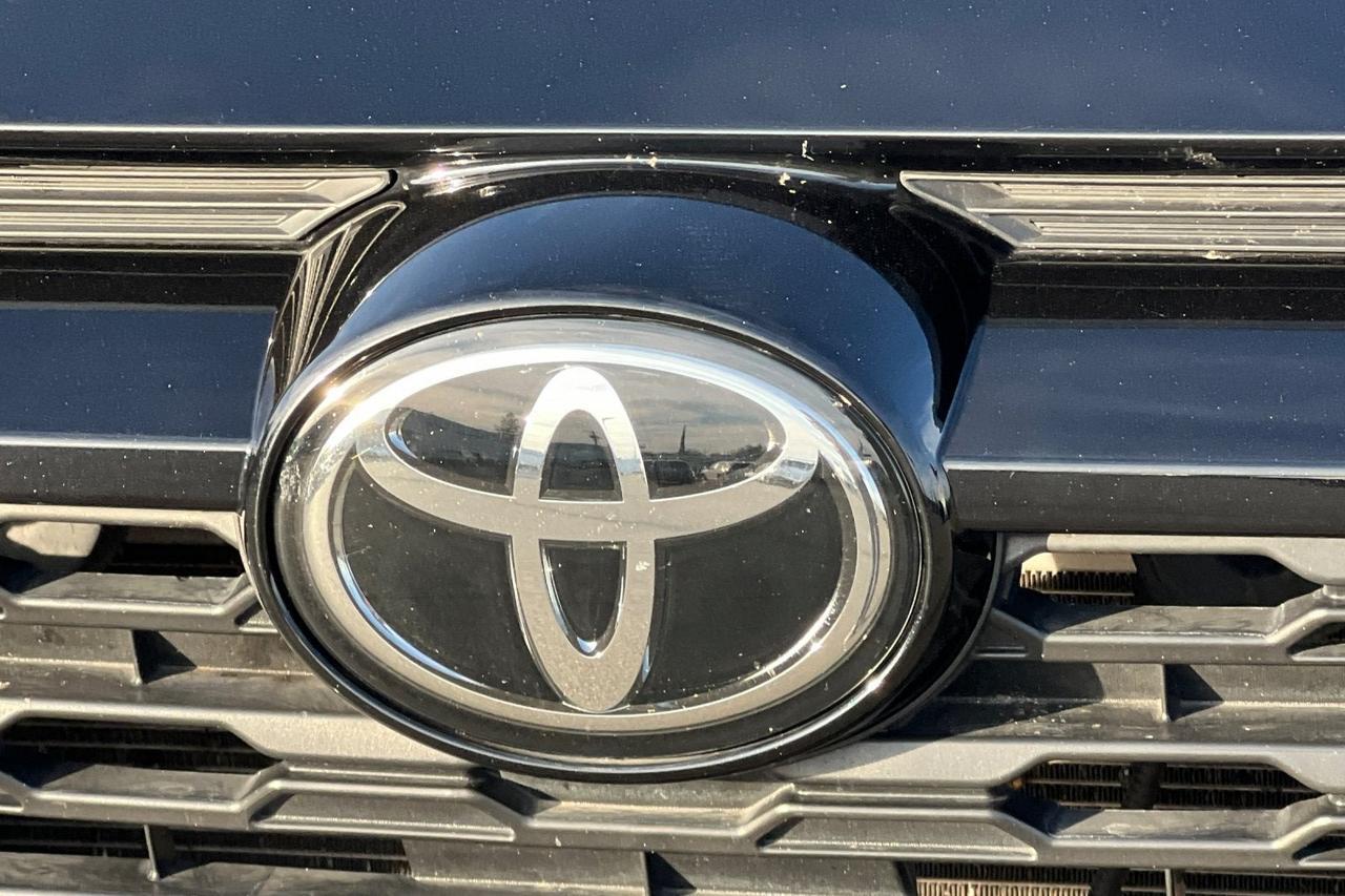 2025 Toyota RAV4 XLE Roseville CA