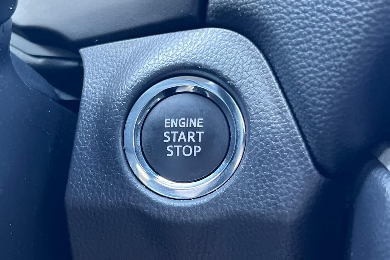 2025 Toyota RAV4 XLE Roseville CA