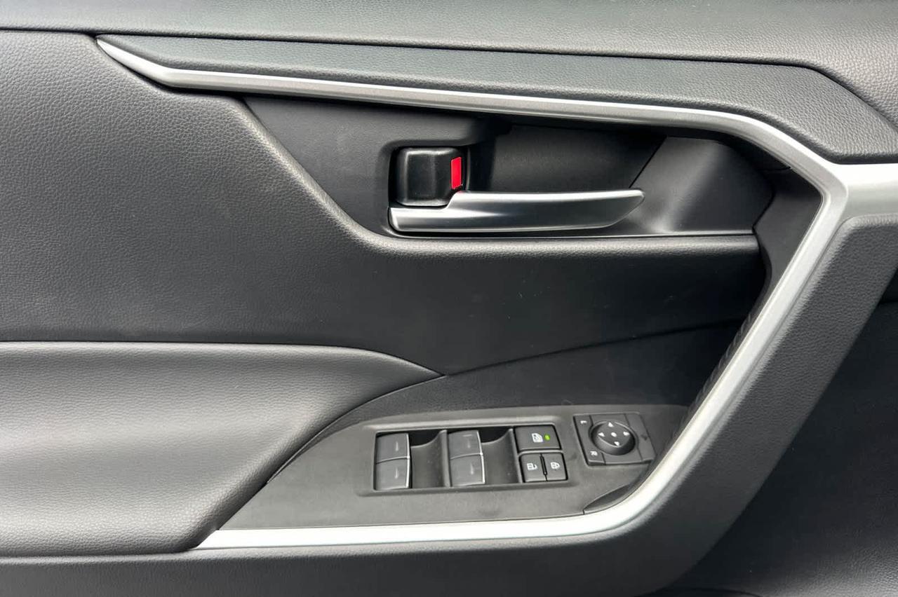 2025 Toyota RAV4 XLE Roseville CA