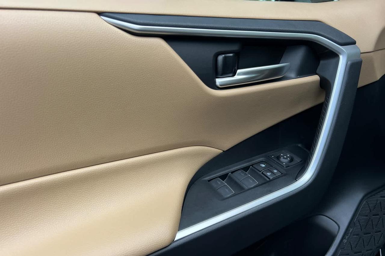 2025 Toyota RAV4 XLE Roseville CA