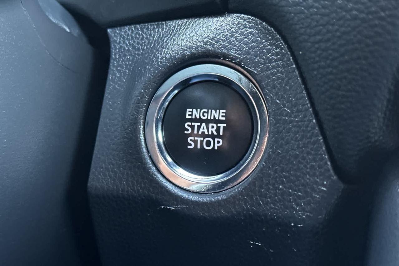 2025 Toyota RAV4 XLE Roseville CA