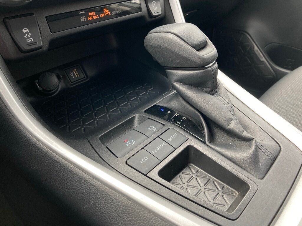 2025 Toyota RAV4 XLE San Antonio TX