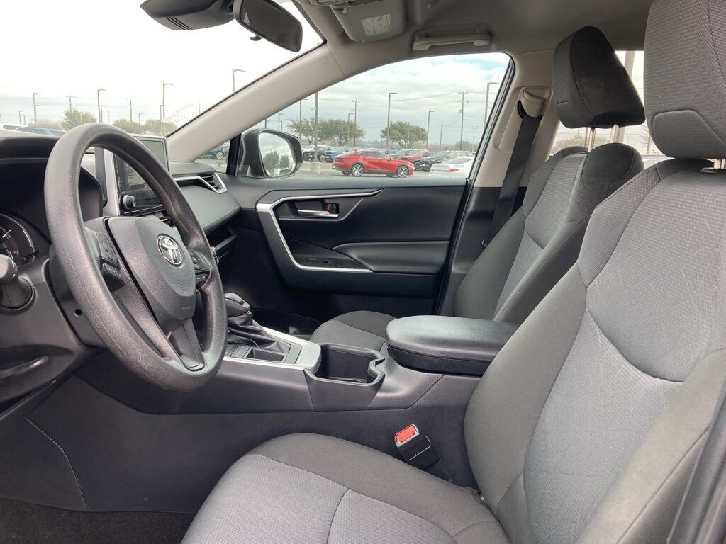 2025 Toyota RAV4 XLE San Antonio TX