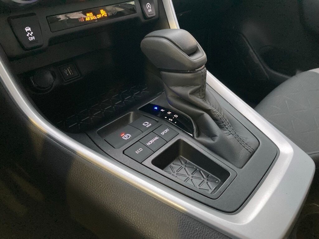 2025 Toyota RAV4 XLE San Antonio TX