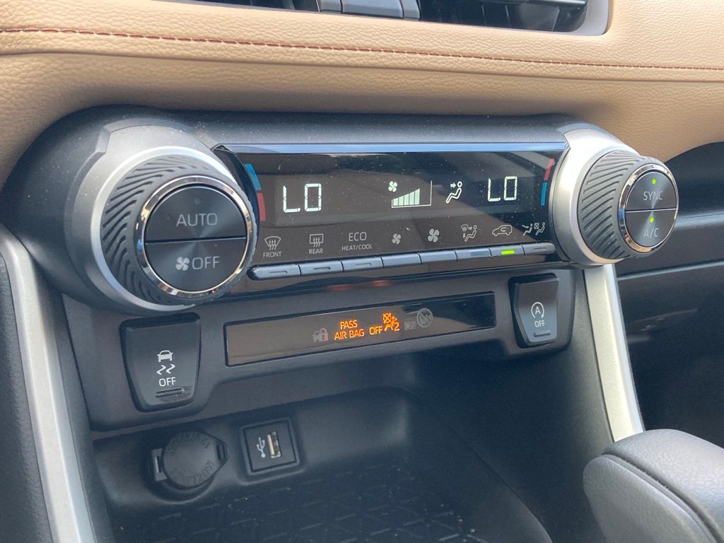 2025 Toyota RAV4 XLE San Antonio TX