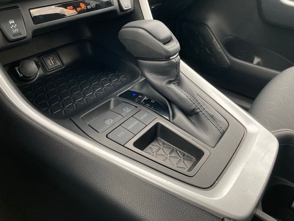 2025 Toyota RAV4 XLE San Antonio TX