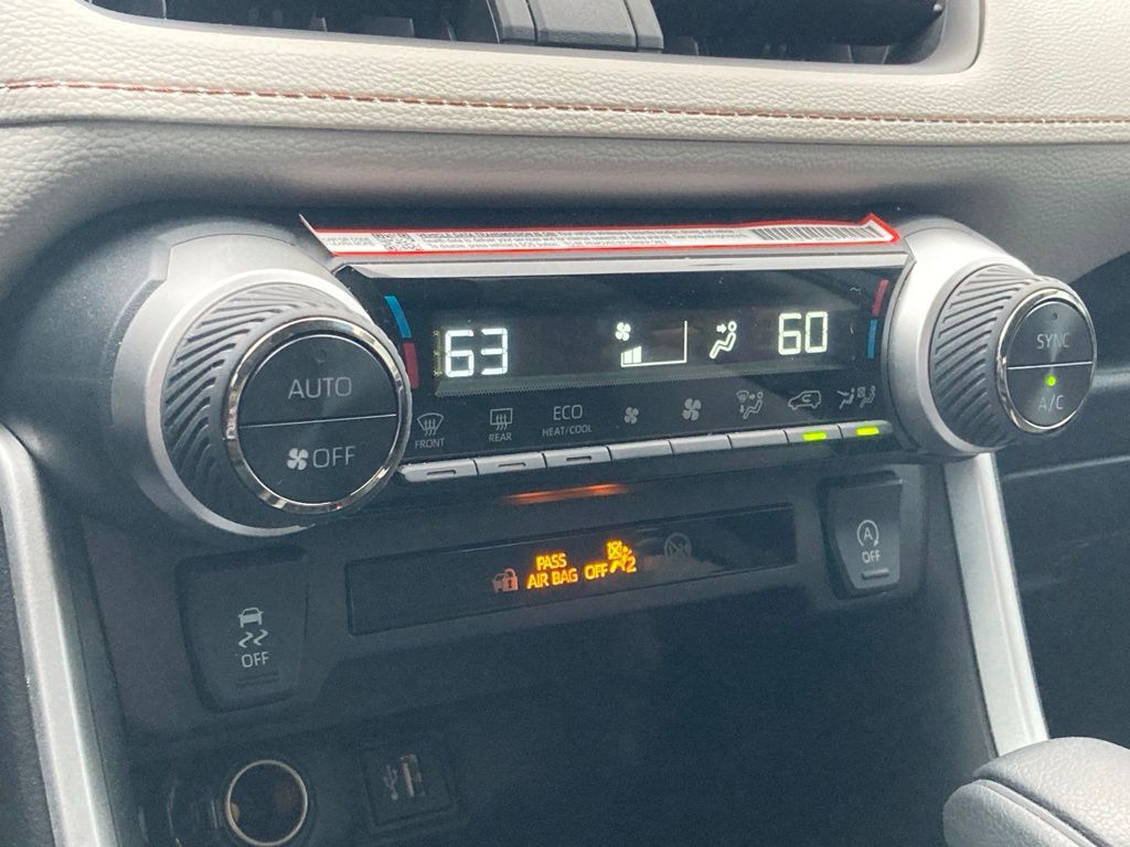2025 Toyota RAV4 XLE San Antonio TX