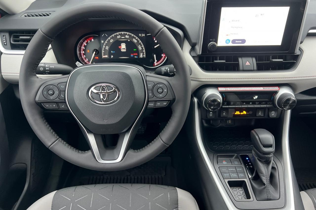2025 Toyota RAV4 XLE Ontario OR