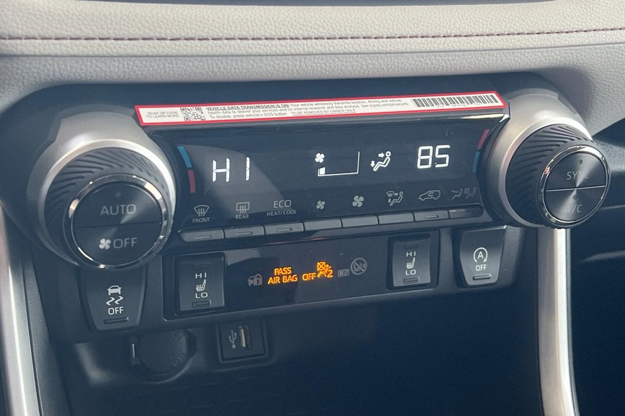 2025 Toyota RAV4 XLE Ontario OR