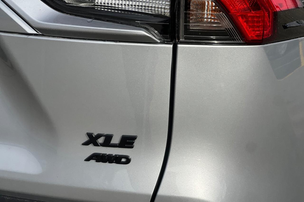 2025 Toyota RAV4 XLE Ontario OR