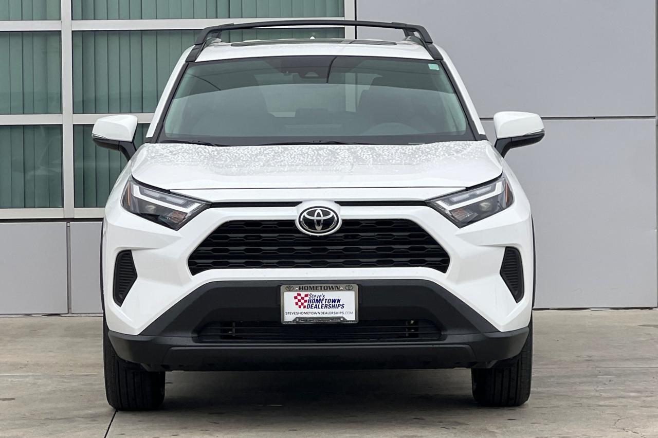 2025 Toyota RAV4 XLE Ontario OR