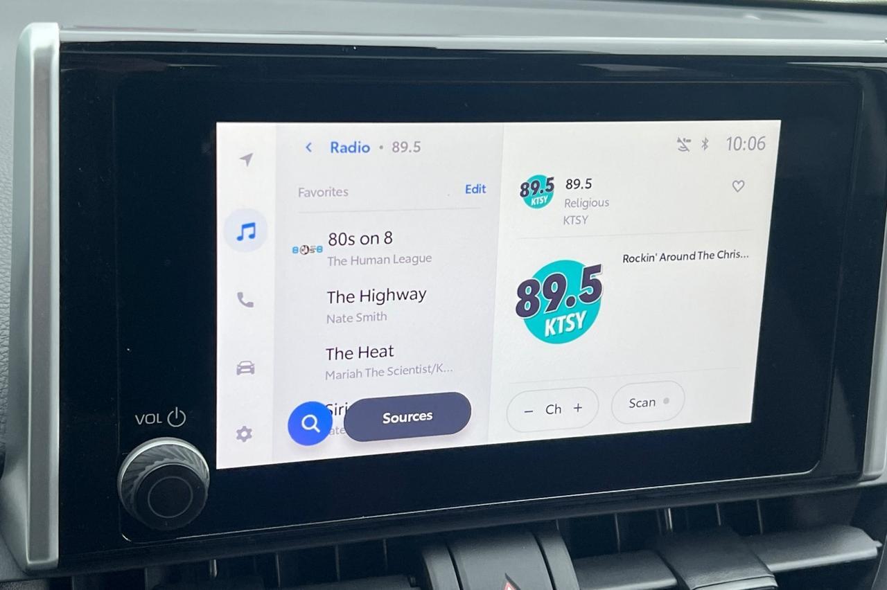 2025 Toyota RAV4 XLE Ontario OR