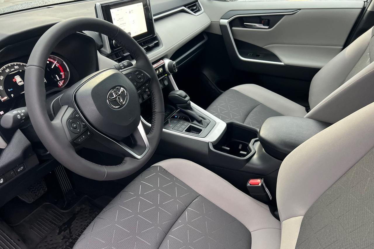2025 Toyota RAV4 XLE Ontario OR