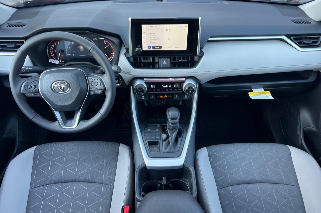 2025 Toyota RAV4 XLE Ontario OR
