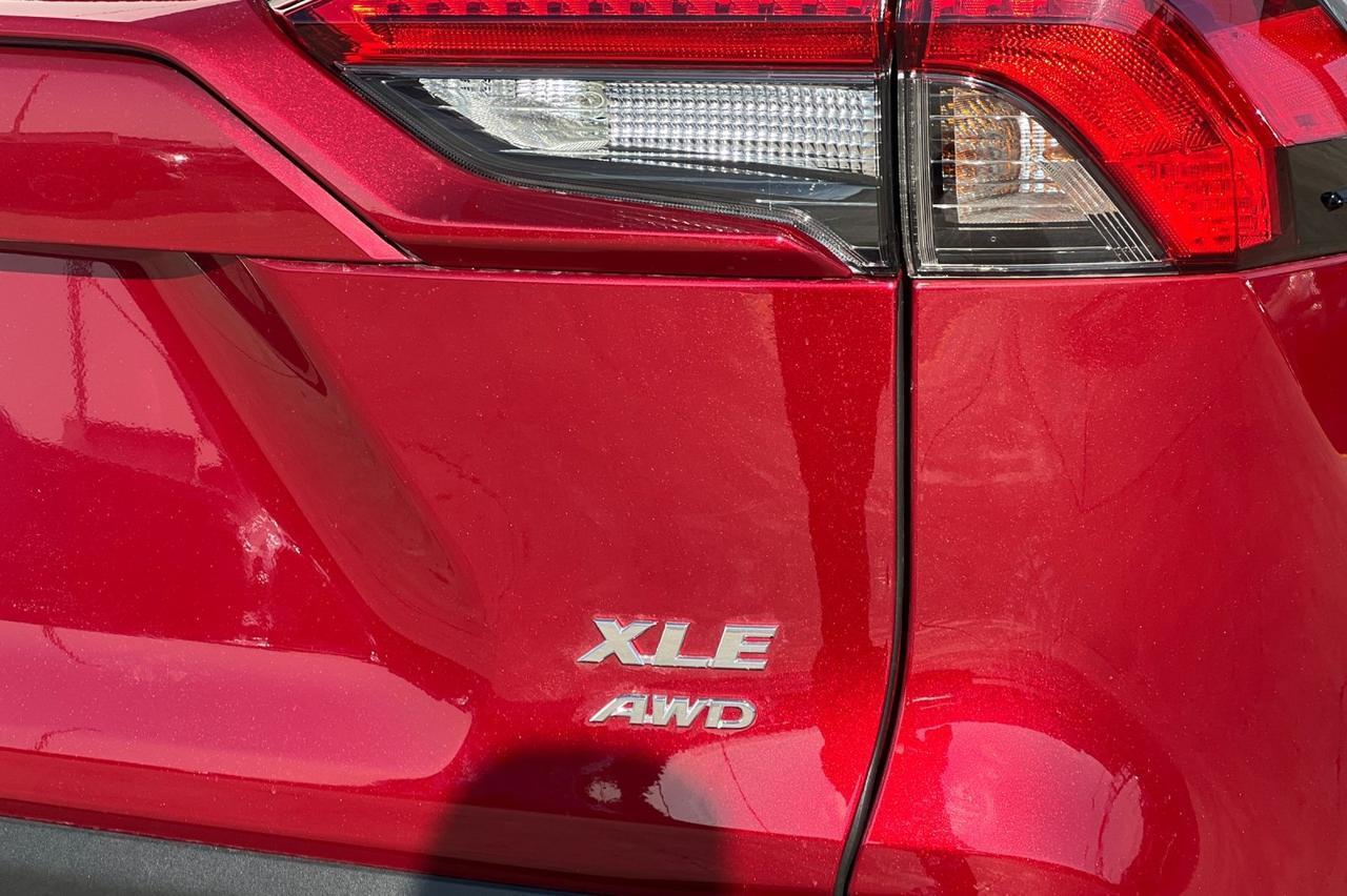 2025 Toyota RAV4 XLE Ontario OR