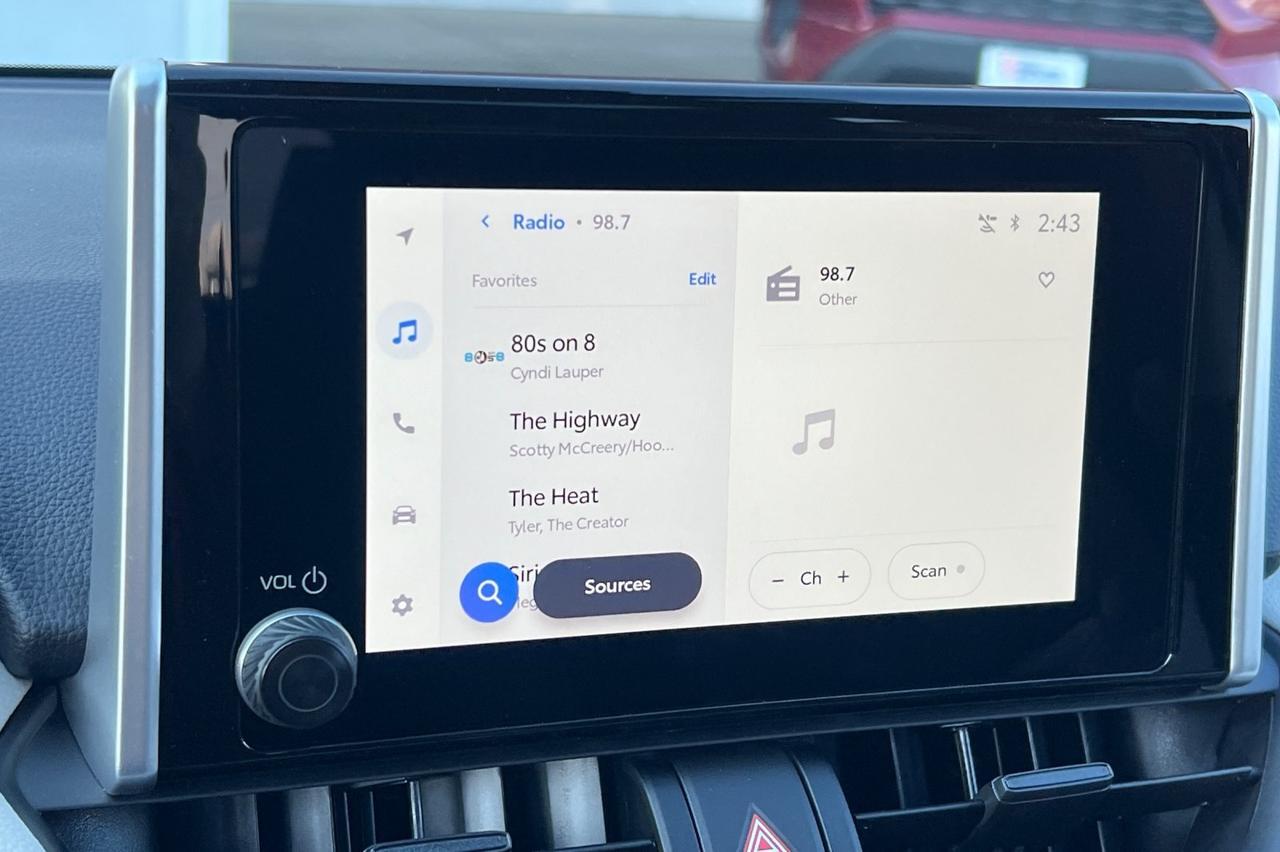 2025 Toyota RAV4 XLE Ontario OR