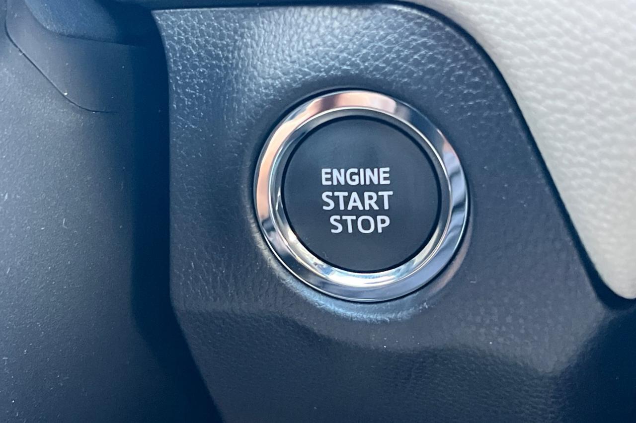 2025 Toyota RAV4 XLE Ontario OR