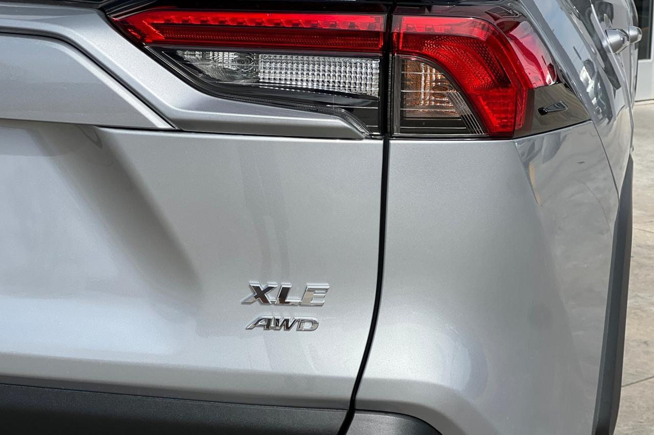 2025 Toyota RAV4 XLE Ontario OR