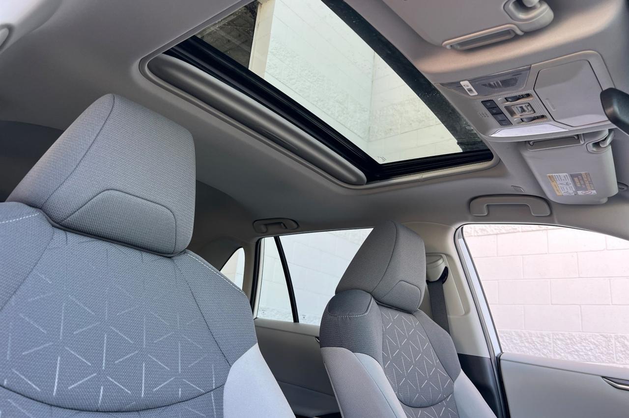 2025 Toyota RAV4 XLE Ontario OR