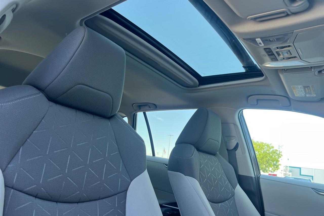 2025 Toyota RAV4 XLE Ontario OR
