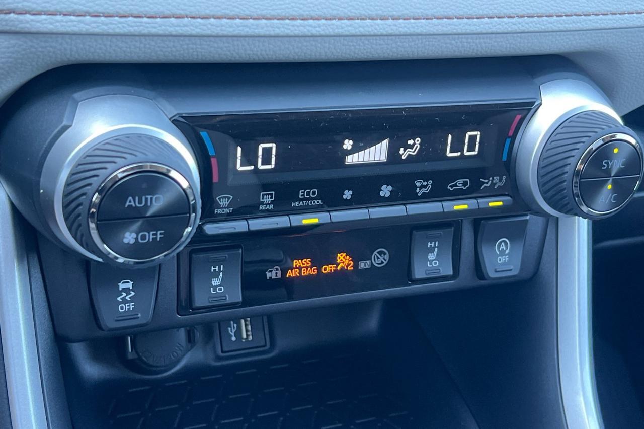 2025 Toyota RAV4 XLE Ontario OR