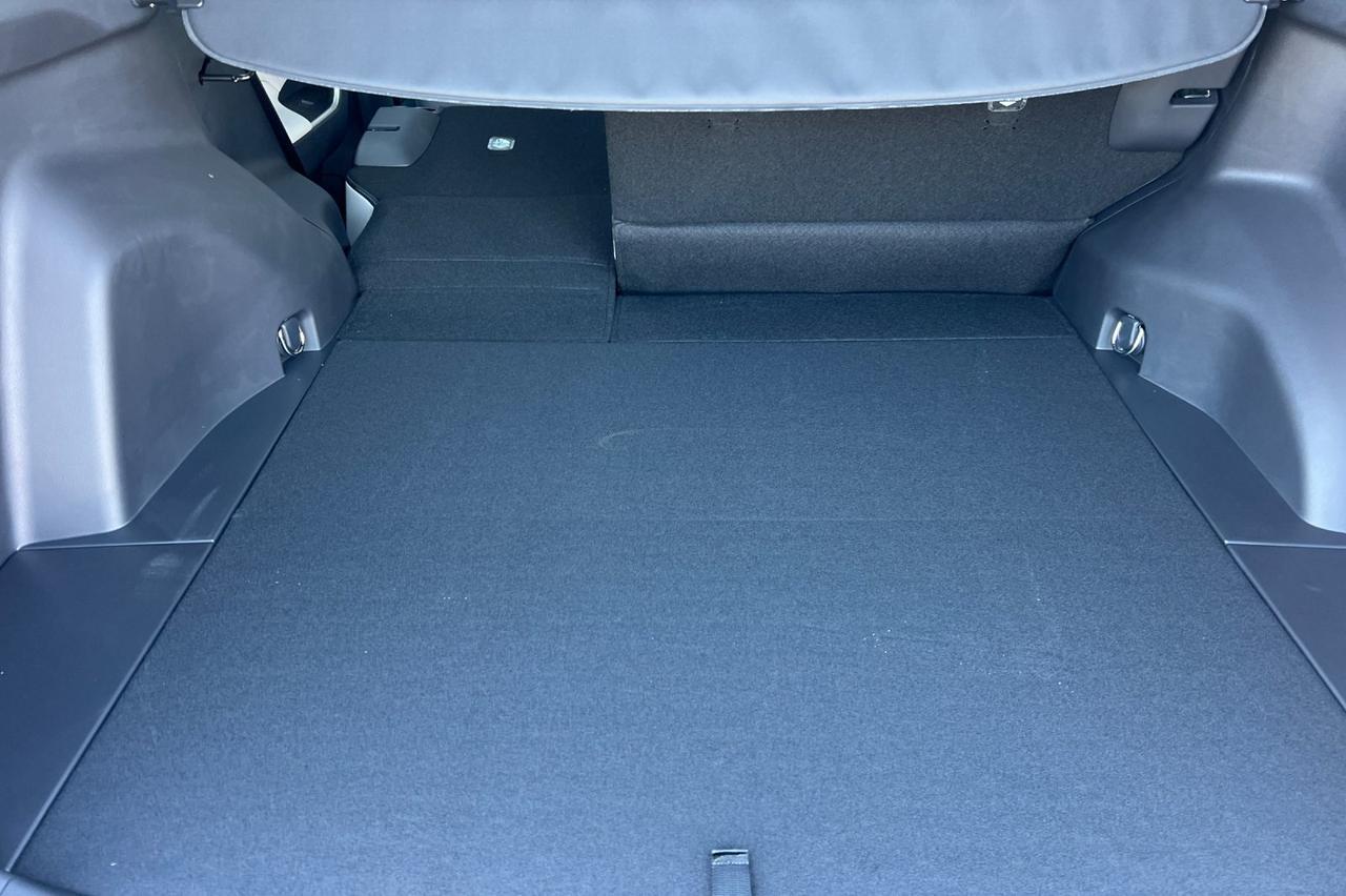 2025 Toyota RAV4 XLE Ontario OR