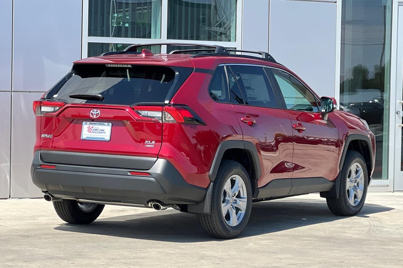 2025 Toyota RAV4 XLE Ontario OR