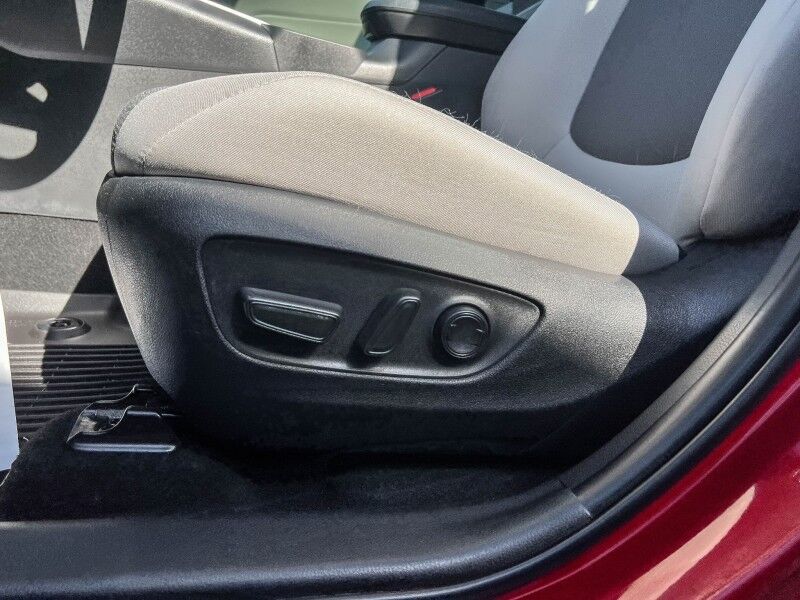 2025 Toyota RAV4 XLE Wilmington NC