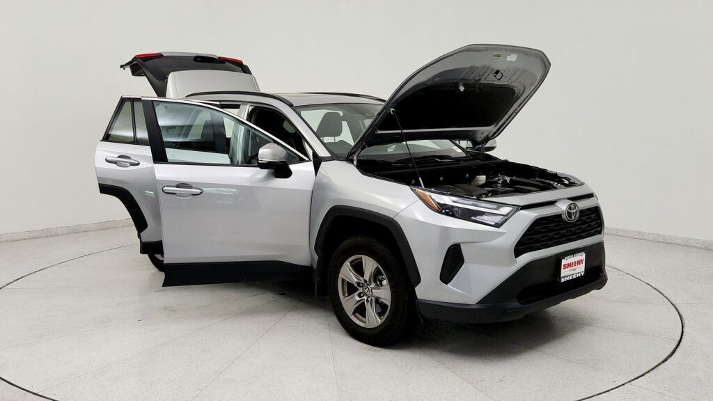 2025 Toyota RAV4 XLE Laurel MD