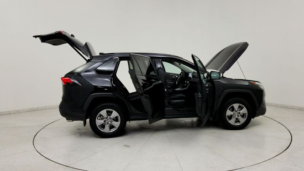 2025 Toyota RAV4 XLE Laurel MD