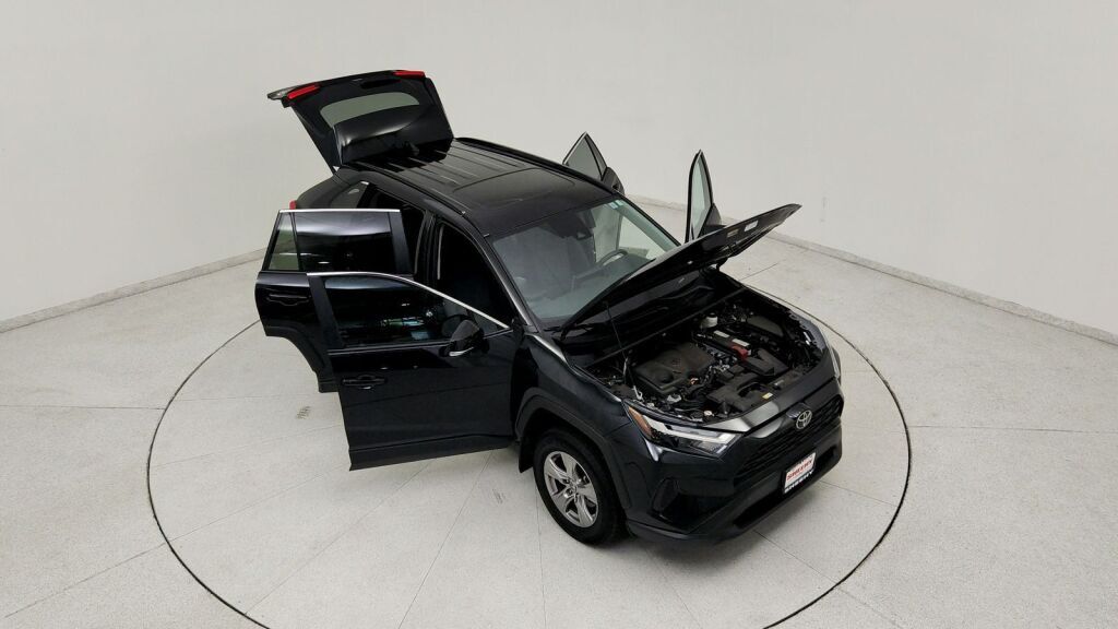 2025 Toyota RAV4 XLE Laurel MD