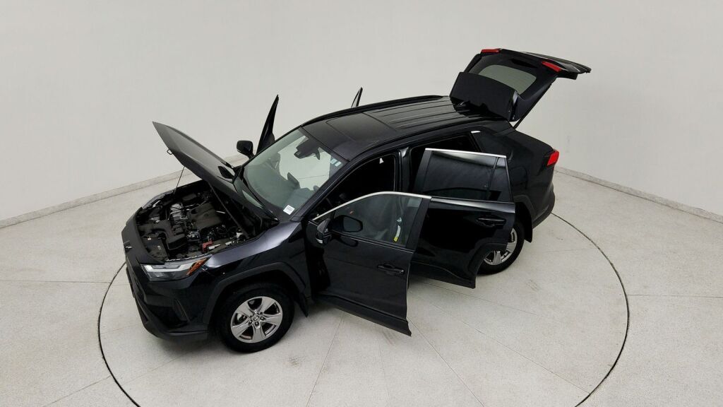 2025 Toyota RAV4 XLE Laurel MD