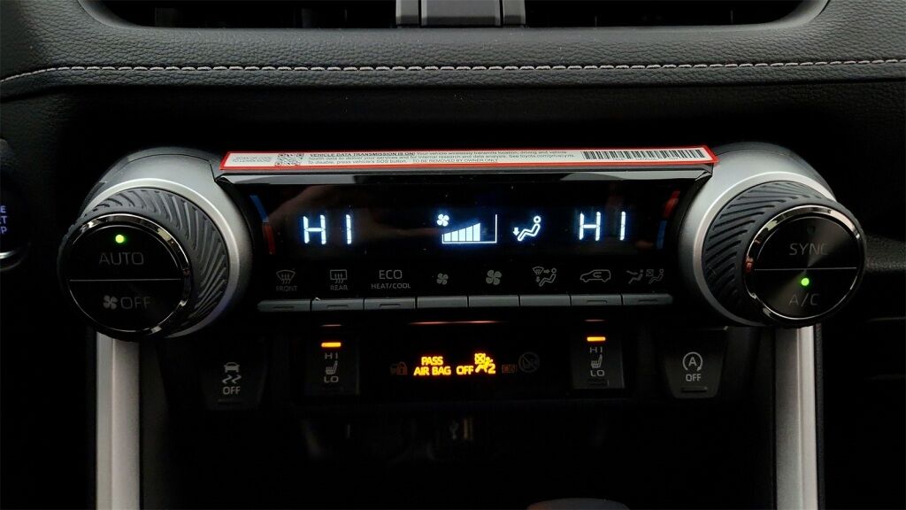 2025 Toyota RAV4 XLE Laurel MD