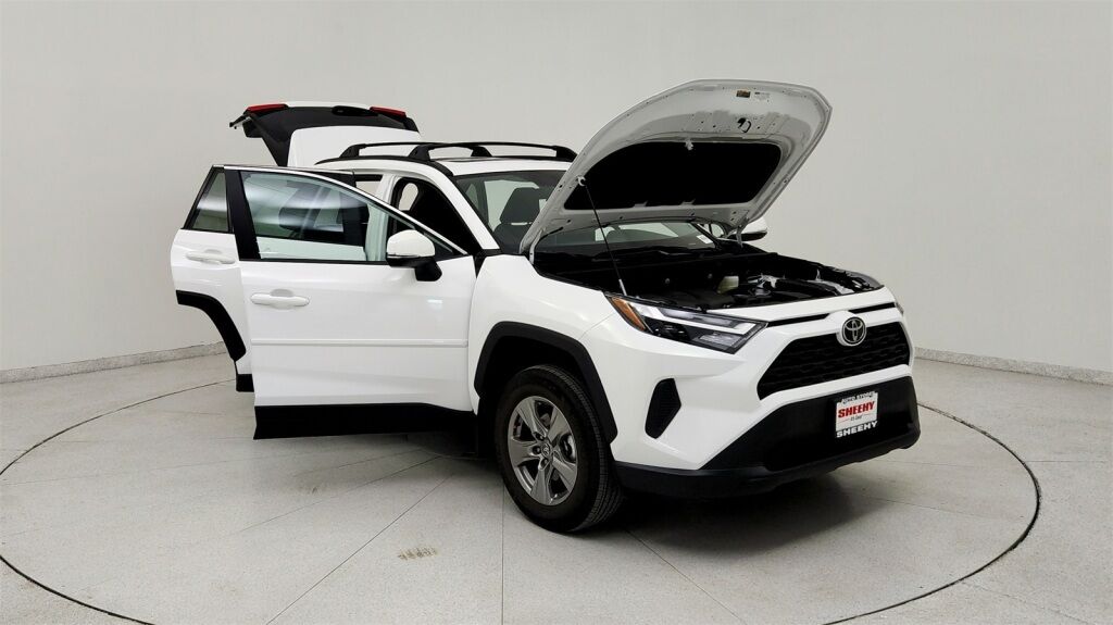 2025 Toyota RAV4 XLE Laurel MD
