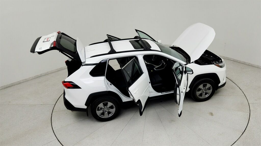 2025 Toyota RAV4 XLE Laurel MD