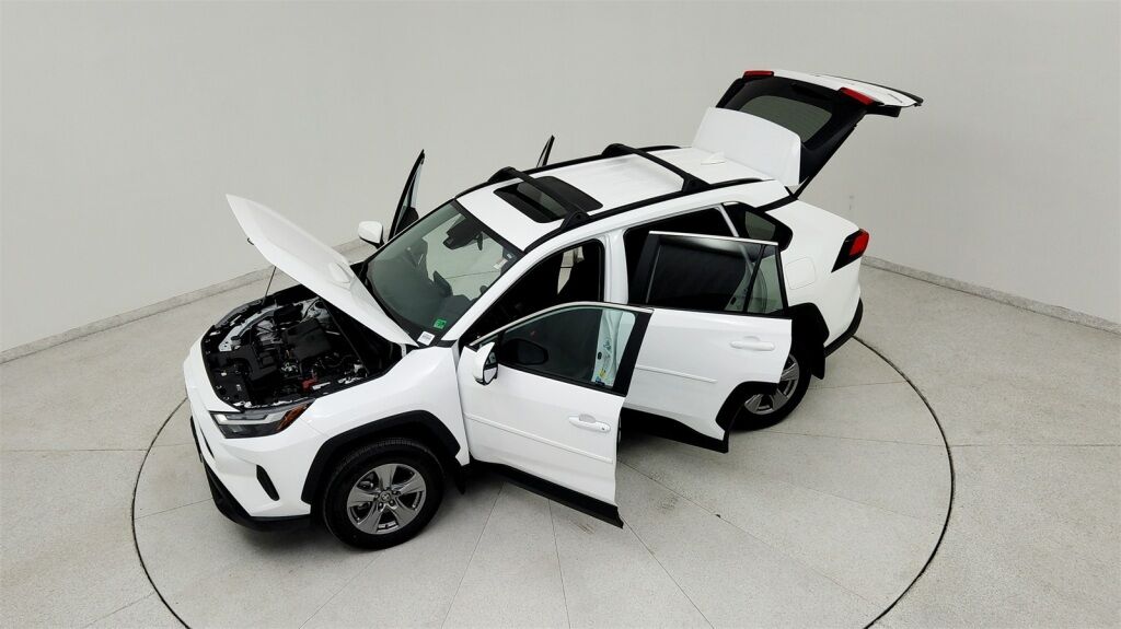 2025 Toyota RAV4 XLE Laurel MD