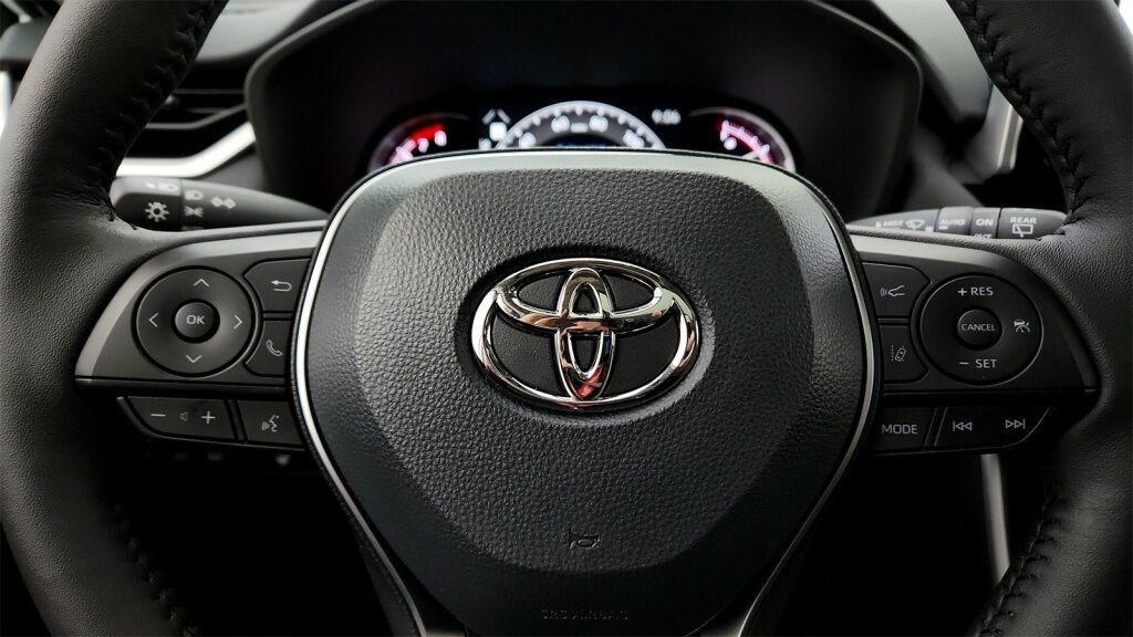 2025 Toyota RAV4 XLE Laurel MD