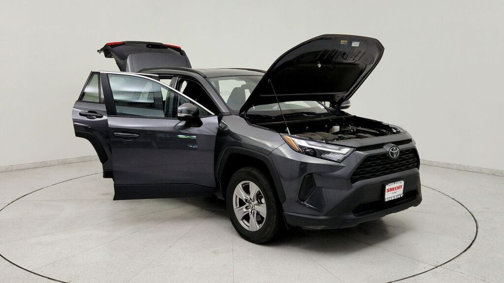 2025 Toyota RAV4 XLE Laurel MD